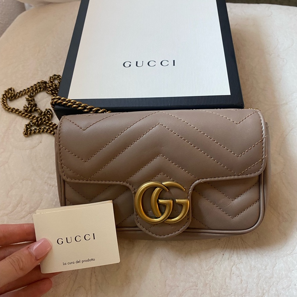 Barely used Gucci bag